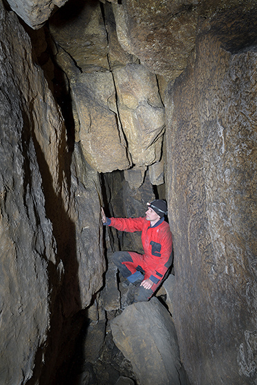 In caves of "Labe Canyon" - smaller format