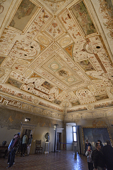 Fresco - smaller format