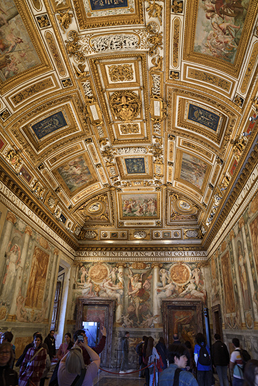 The ceremonial hall - smaller format
