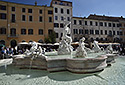 Neptun fountain - main link