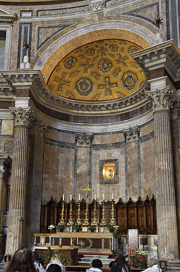 The main altar - smaller format