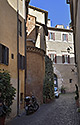 Narrow street - main link