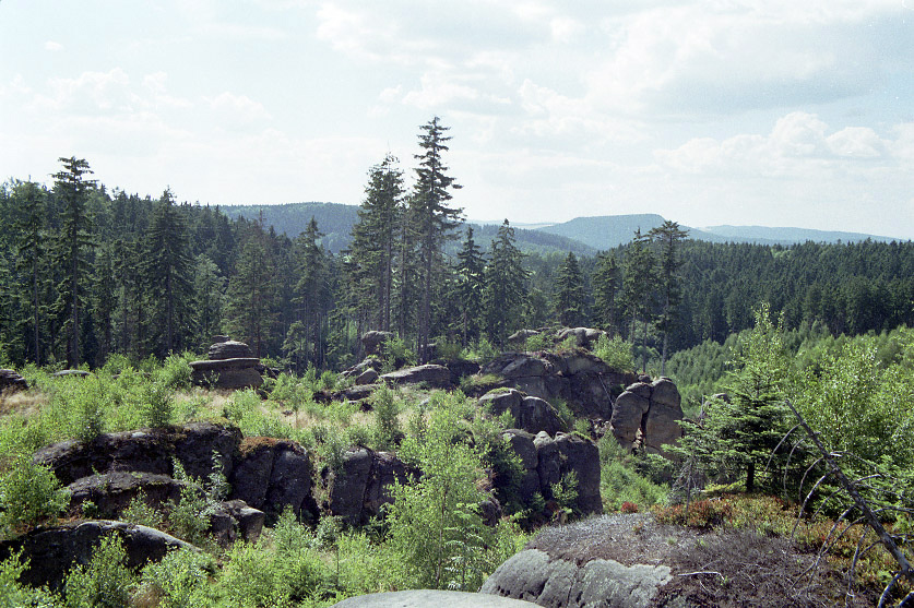 Terrain between gorges - larger format