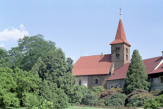 Zmeck kostel v Prhonicch - men formt