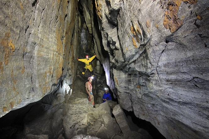 In the Ψ Cave - smaller format
