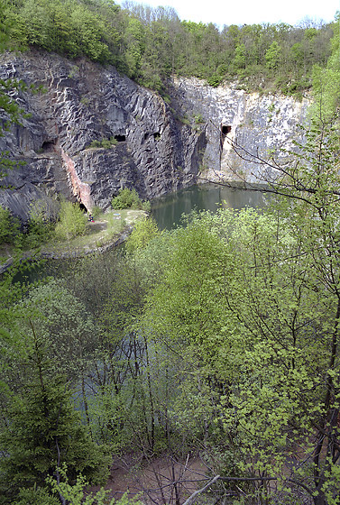 The "Little America" quarry - smaller format