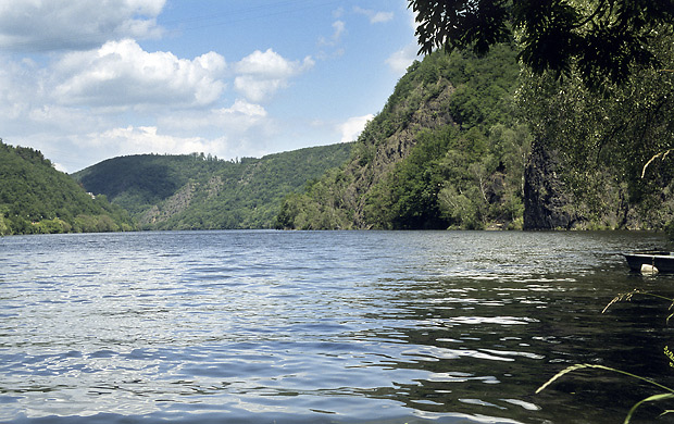 Vltava u Davle - men formt