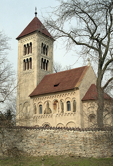 Kostel sv. Jakuba - men formt