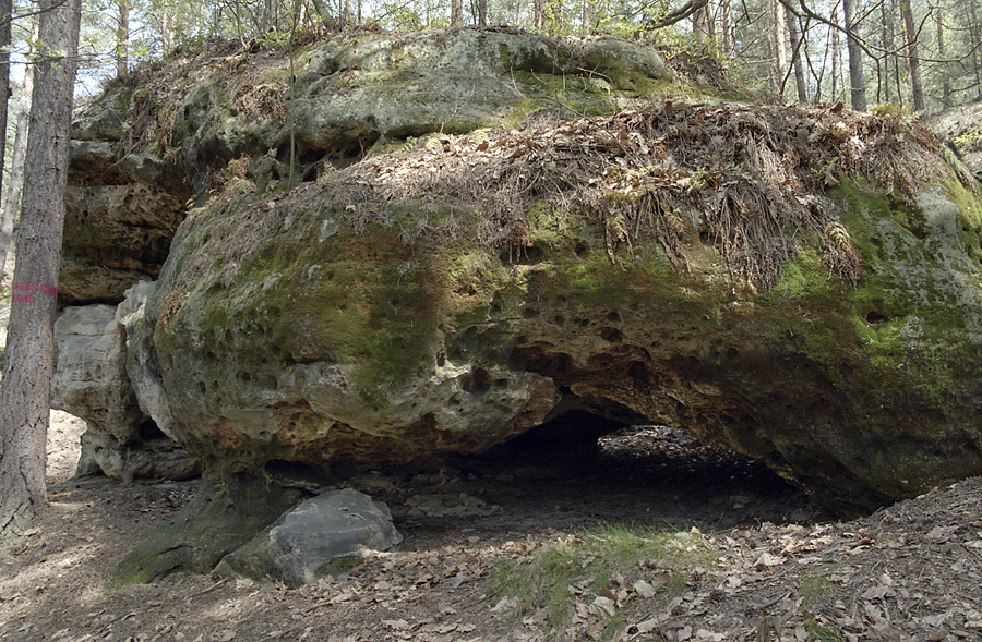 Jeskyňky - větší formát