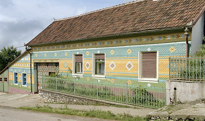 In "Gernik" - smaller format