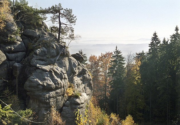 Autumn in rocks - smaller format