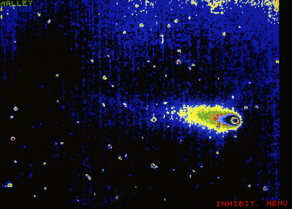 Halleyova kometa - větší formát