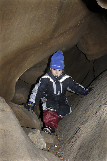 V jeskyni Macart - men formt