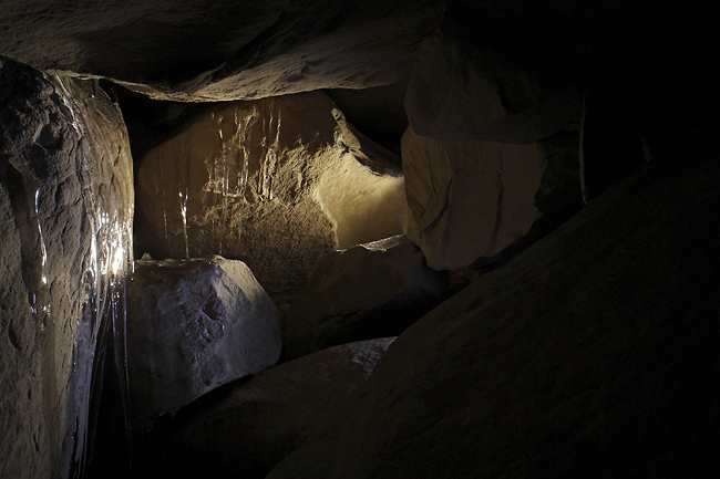V Teplick jeskyni - men formt