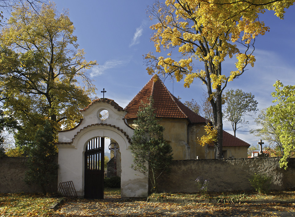 Autumn in "Neumtely" - larger format