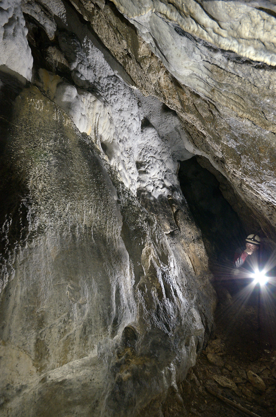 V Kov jeskyni - vt formt