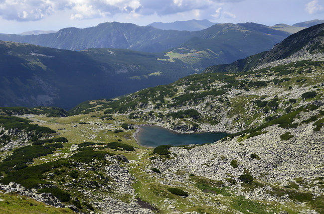 Jezero Pelegutsa - men formt