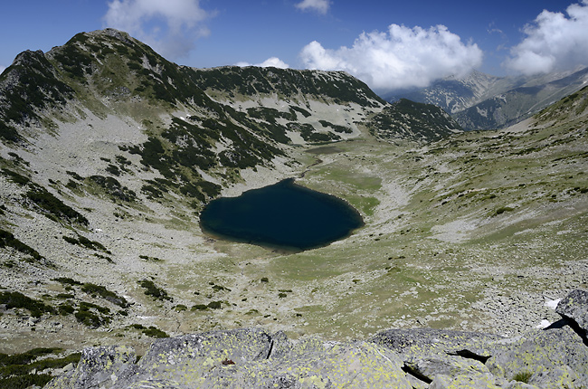 Vlachinsk jezero - men formt