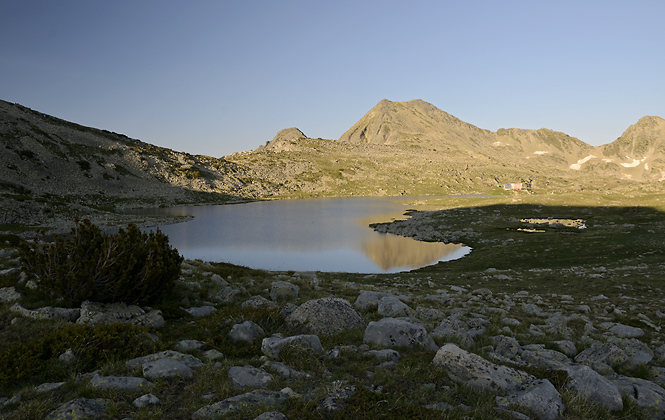 Temn jezero - men formt