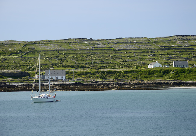 Pobe Inishmore - men formt