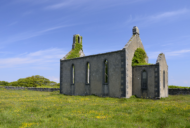 Kostel v Kilronan - men formt
