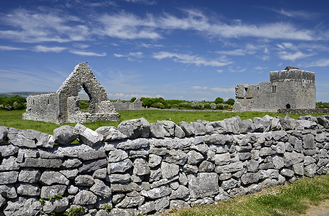 Kilmacduagh - men formt