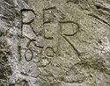 Boundary stone - main link