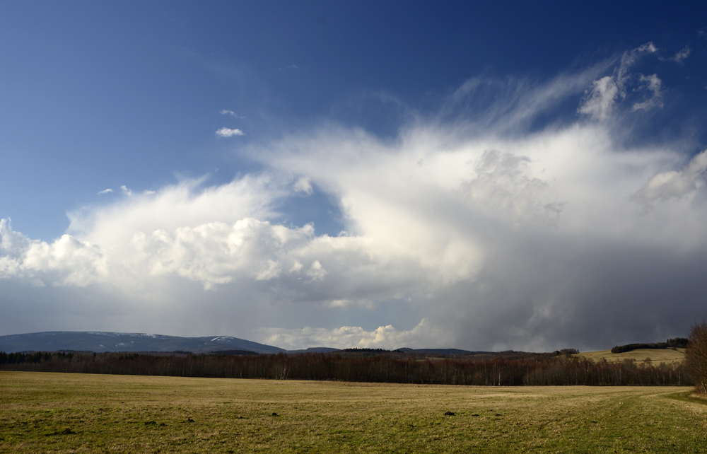 Mraky nad Krkonoemi - vt formt