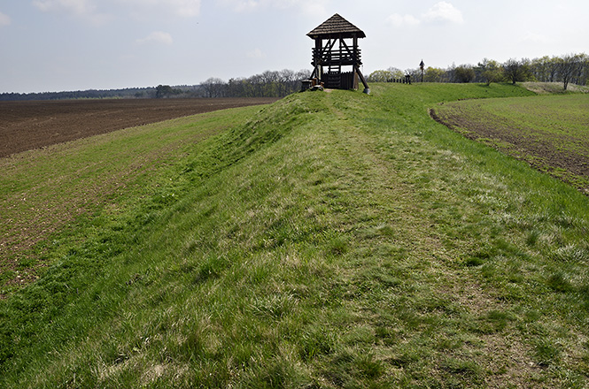 Hraditn val - men formt