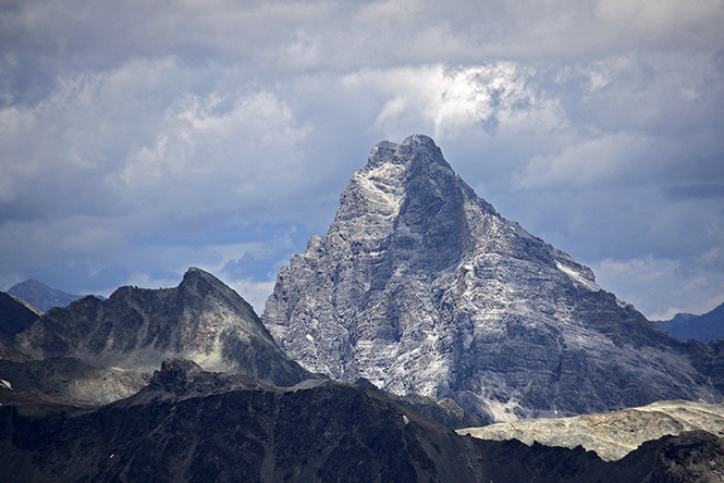 Piz Ela - men formt