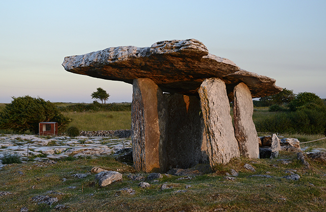 Dolmen - men formt