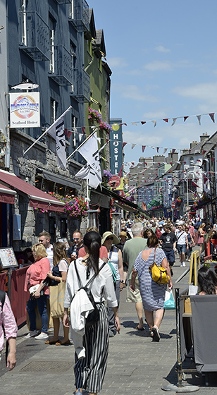 Ulice v Galway - men formt