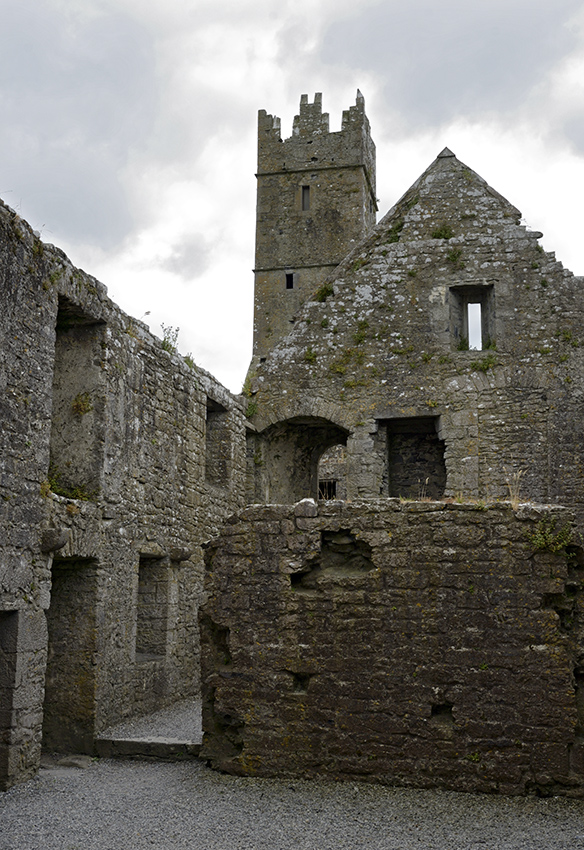 Ross Errilly Friary - vt formt