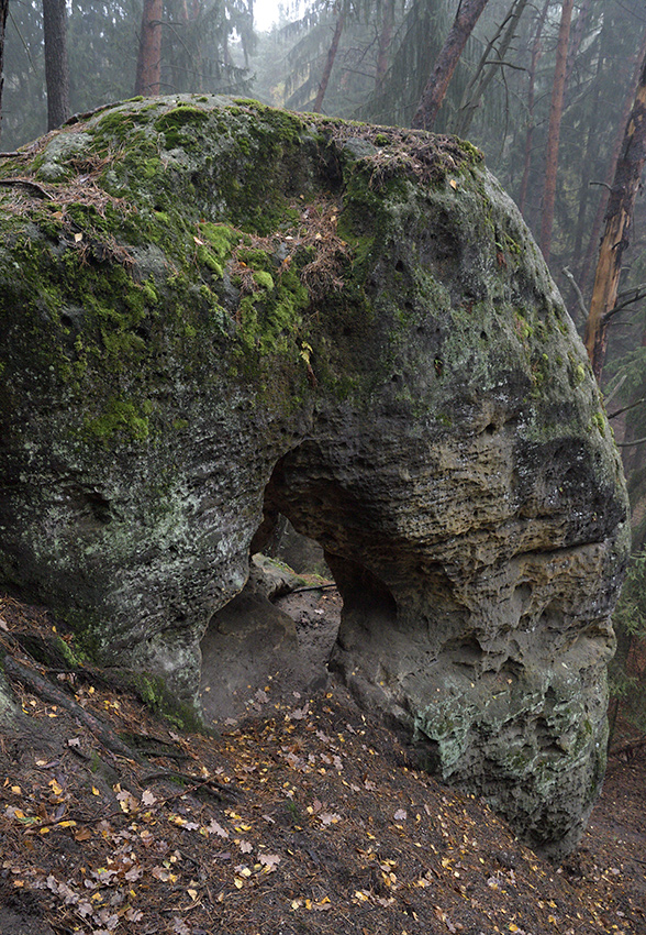 Little rocky gate - larger format