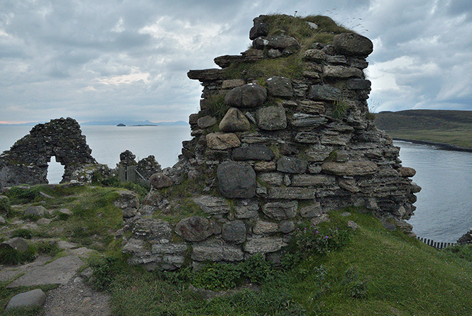 Duntulm Castle - men formt