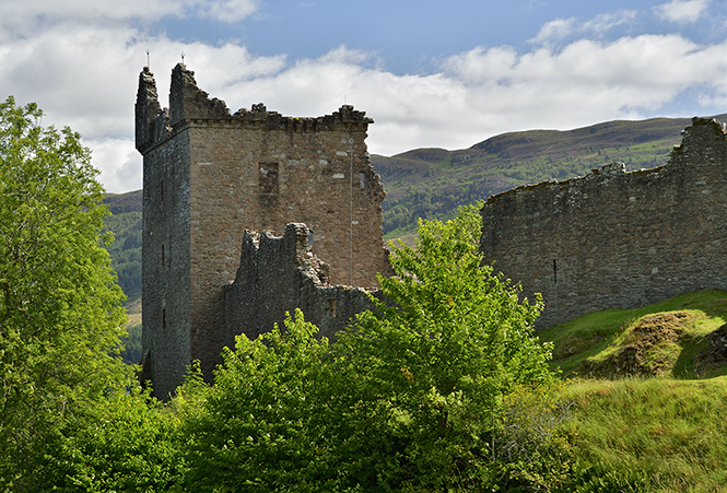 Urquhart Castle - men formt