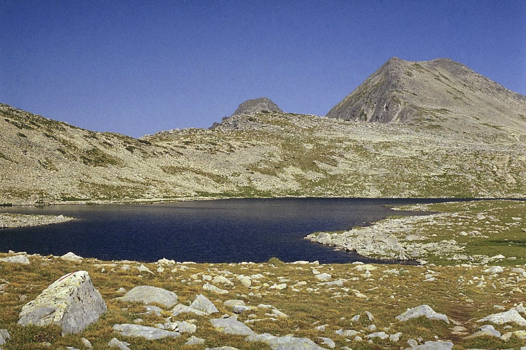 Temn jezero je opravdu temn - vt formt