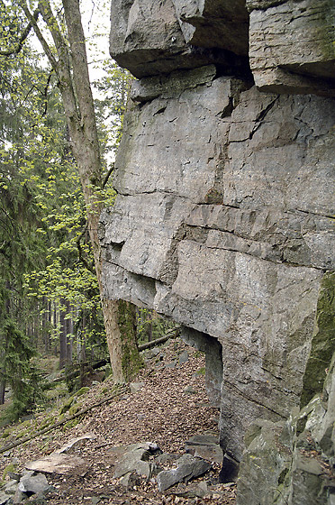 Rocks on the "Little Hat" hill - smaller format