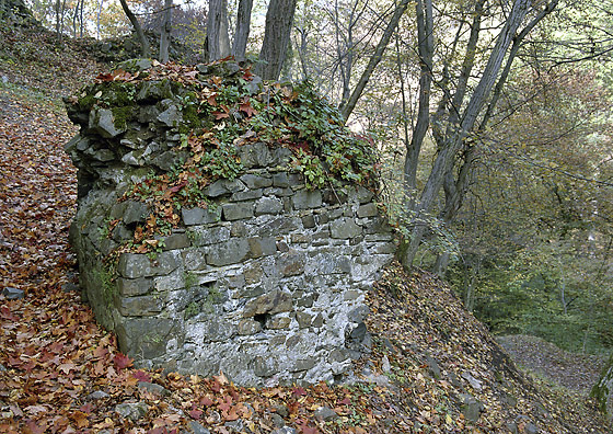 Na hrad Tov - men formt