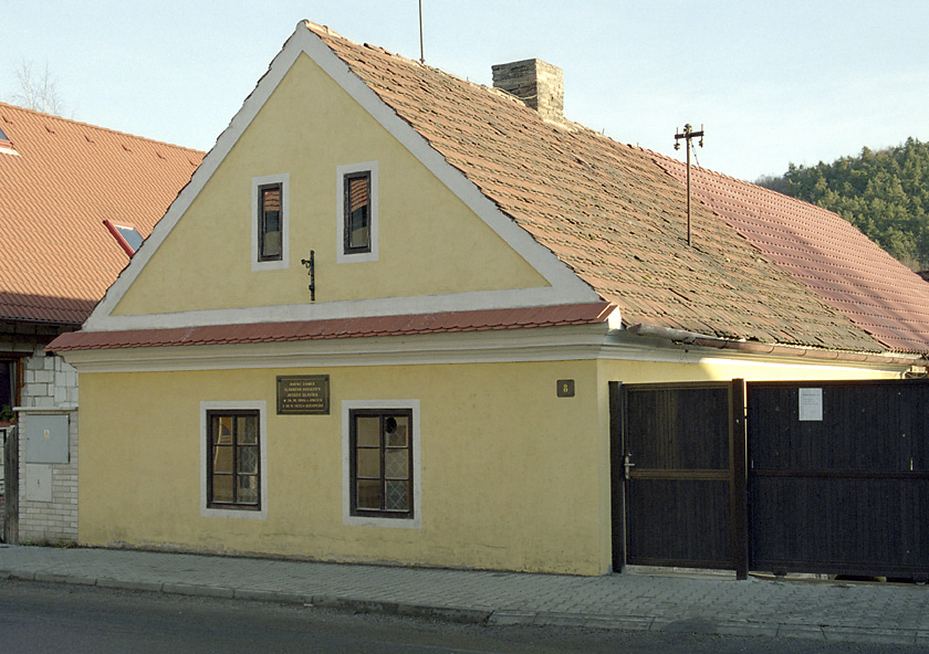 Natal home of Josef Slavk - larger format