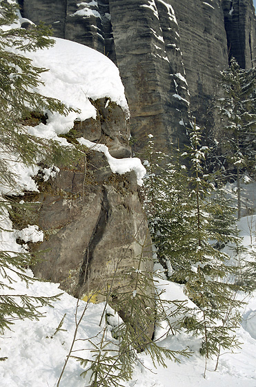 V Teplickch skalch - men formt