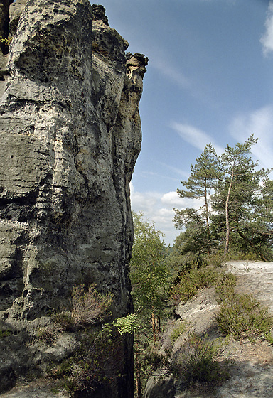 Pedskal Trubadra - men formt