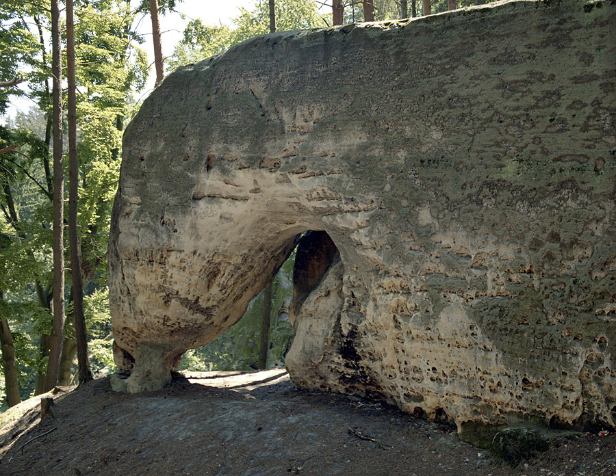 Rocky gate - larger format