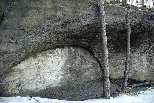 Overhang - smaller format