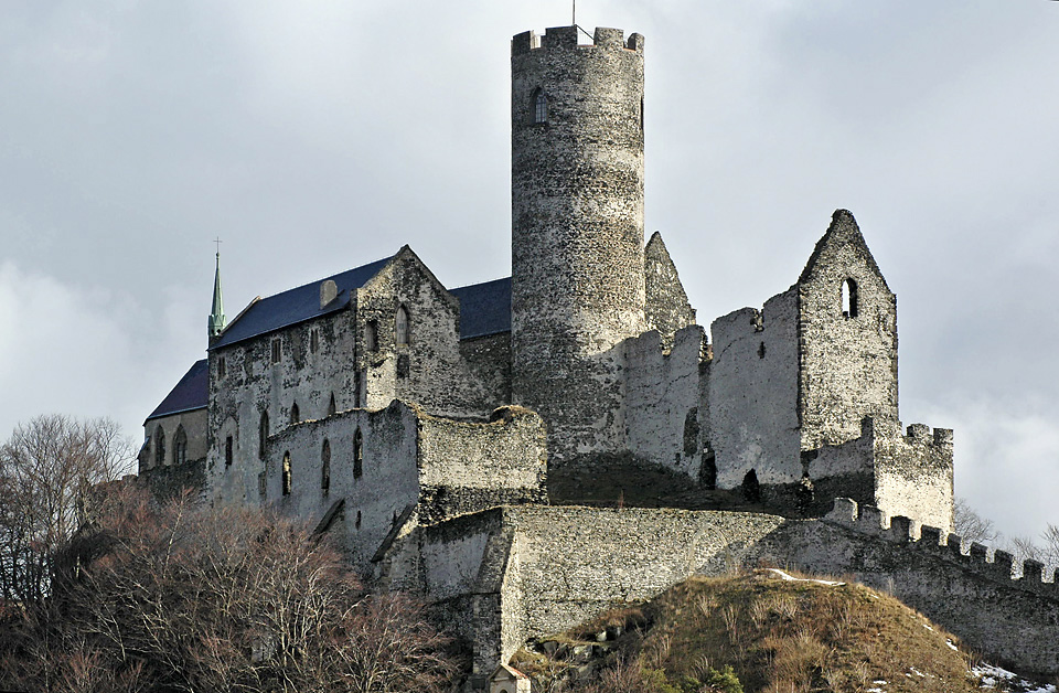 "Bezdz" castle - larger format